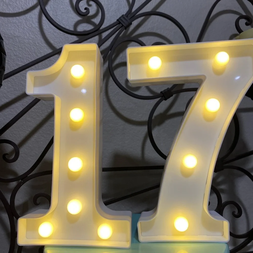 White LED Number Lights - Picture 2 of 4